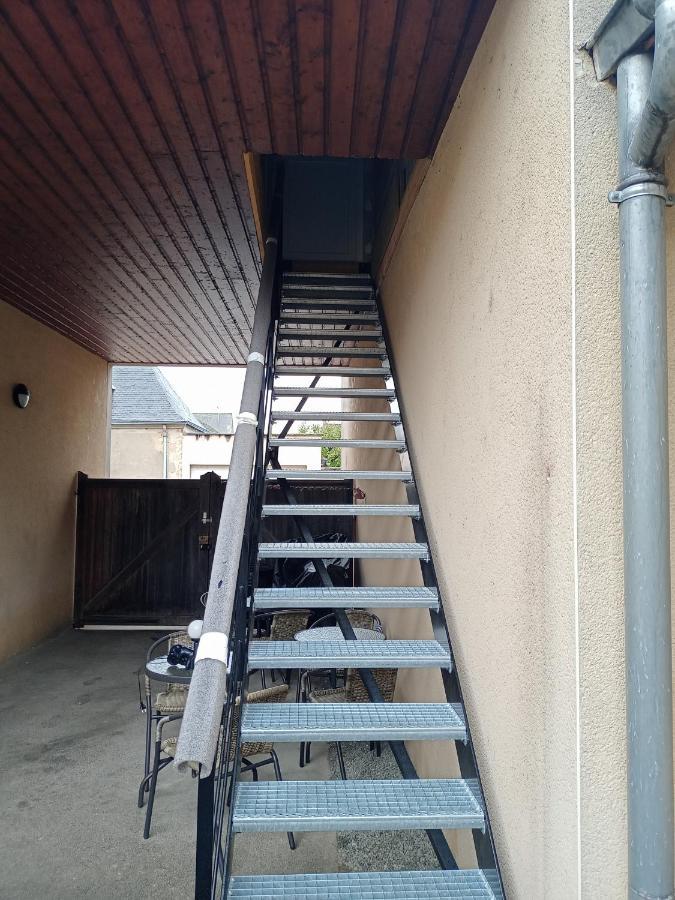 2 * Noyen-sur-Sarthe